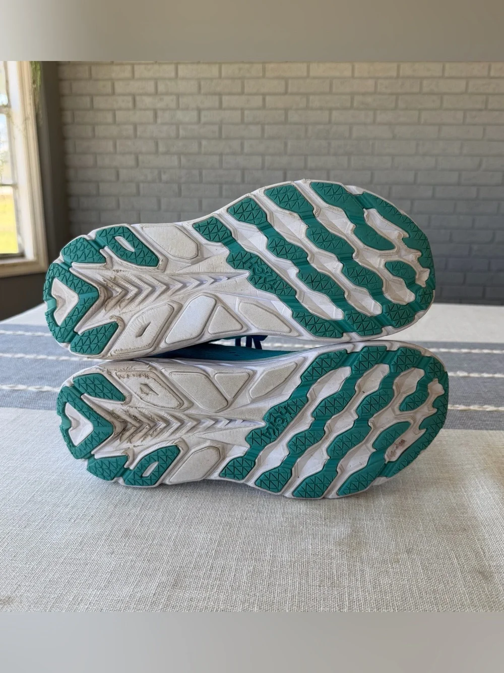 Hoka Clifton 8 Blue Men’s Athletic Running Shoes Size 8.5